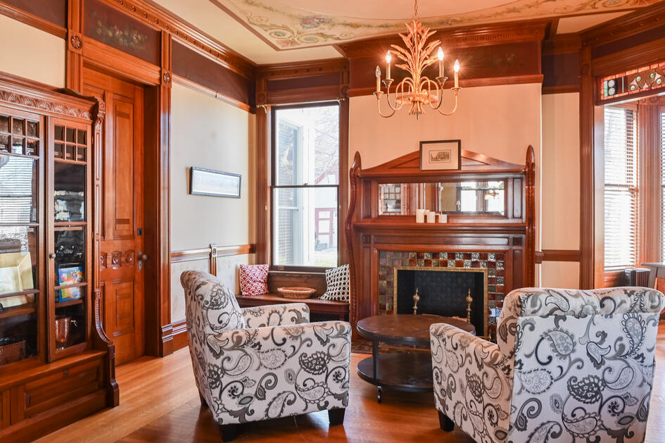 1st Floor Suite