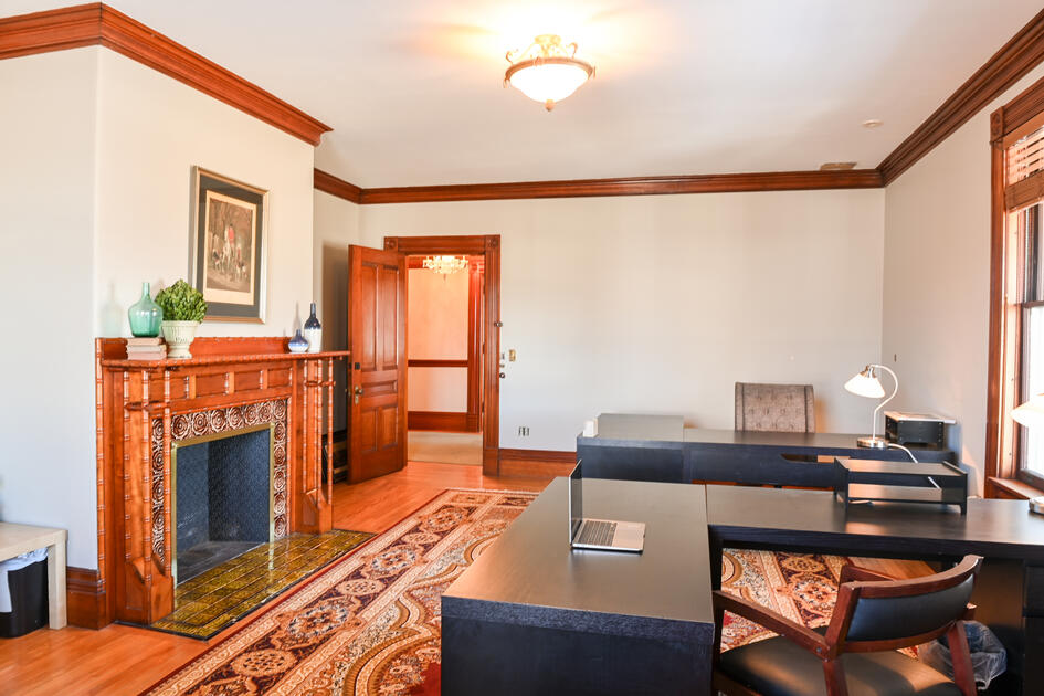 2nd Floor Suite